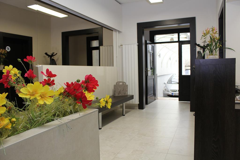 Wake Up Apartments And Rooms Belgrade Exterior photo