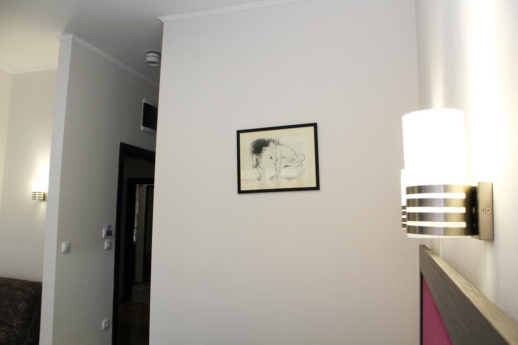 Wake Up Apartments And Rooms Belgrade Exterior photo