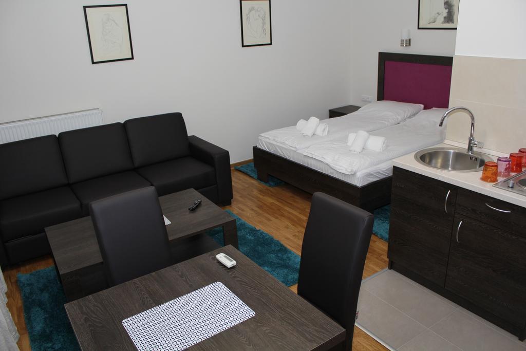 Wake Up Apartments And Rooms Belgrade Exterior photo
