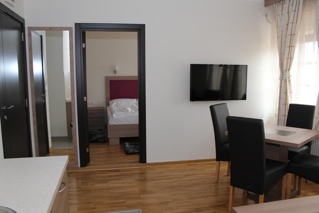Wake Up Apartments And Rooms Belgrade Exterior photo